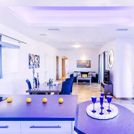Villa Quality Brand 6br Magnificent Private Monaco Paros, Large Infinitive Pool, Amazing Views *