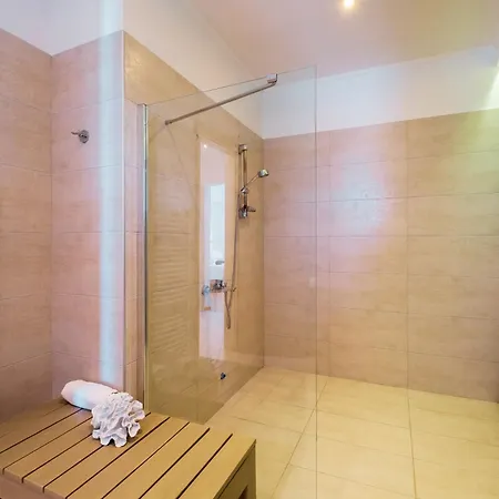 Quality Brand 6br Magnificent Private Monaco Paros, Large Infinitive Pool, Amazing Views Вилла *